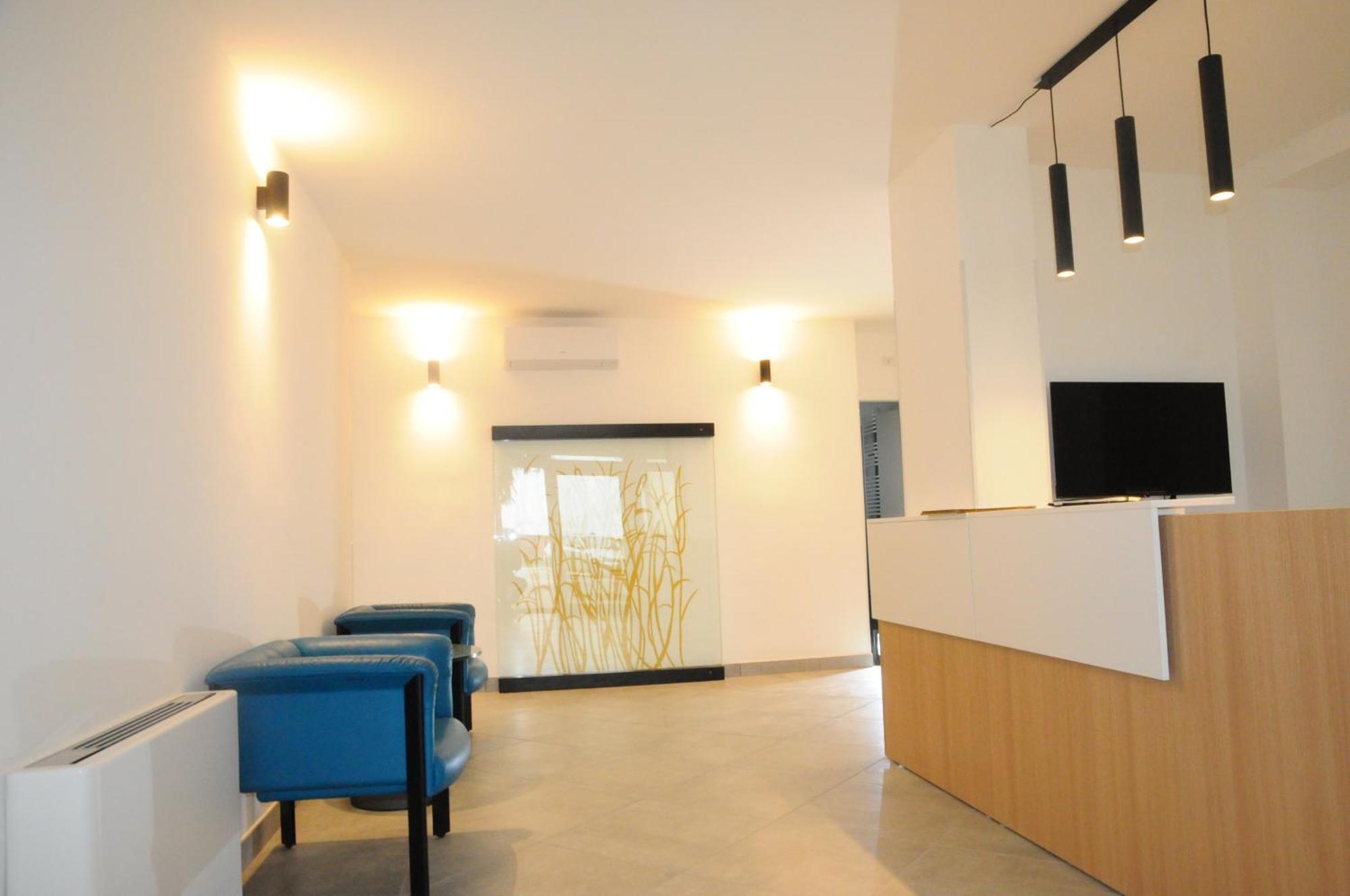 House Of Oscar Aparthotel Άδρια Εξωτερικό φωτογραφία